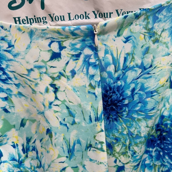 Sleeveless belted dress size 10 petite - Picture 3 of 6